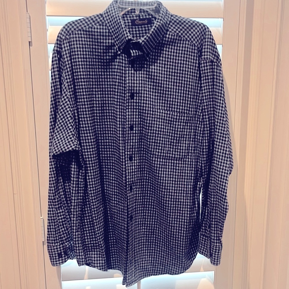 Roundtree and Yorke Long Sleeve Button Down Flannel XL